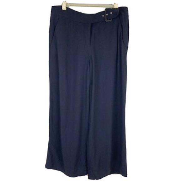 EUC A.L.C Navy Emily Gaucho Belted pants. Zipper fly. Size 4. - Picture 8 of 16